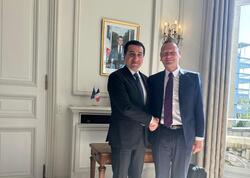Hikmət Hacıyev Parisdə Azərbaycan və Fransa arasında ikitərəfli münasibətləri müzakirə edib