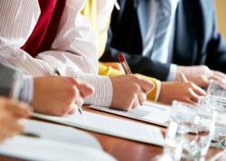 Bu müəllimlər hər 5 və ya 7 ildən bir attestasiyadan keçirilməlidir