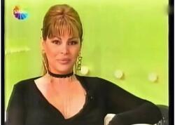Aygün Kazımova 2001-ci ildə SHOW TV-də: Geyim tərzi və ifası gündəm oldu - <span class="color_red">VİDEO</span>
