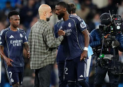 Rüdiger Qvardiolaya hücum edib