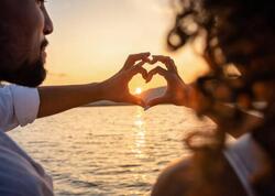 İnsan ömründə neçə dəfə EŞQƏ DÜŞÜR?