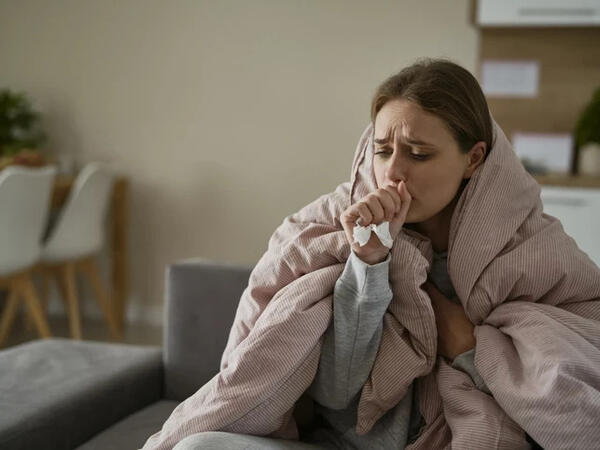 Qripə bənzəyən yeni virus YAYILIR: Qızdırma, öskürək...