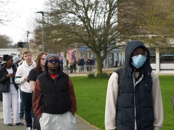 İngiltərədə Menengit B epidemiyası: Bilməli olduğunuz məqamlar