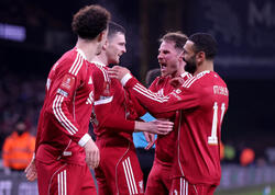 “Liverpul” 6 futbolçu ilə yollarını ayıracaq