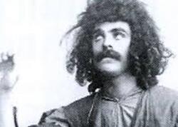 Nənəsinin paltarını oğurladı, qohumları ondan imtina etdi – Səhnəmizin “Məcnun”u