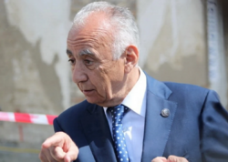 Hacıbala Abutalıbov Bakıya QAYITDI