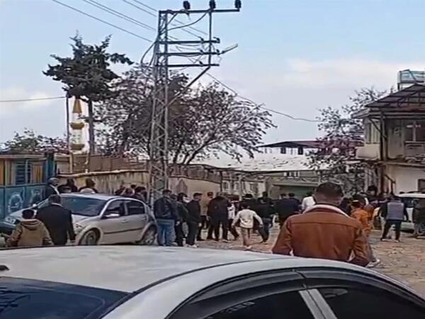 Uşaqların davasına ailələr qoşuldu: <span class="color_red">3 ölü, 22 yaralı</span>