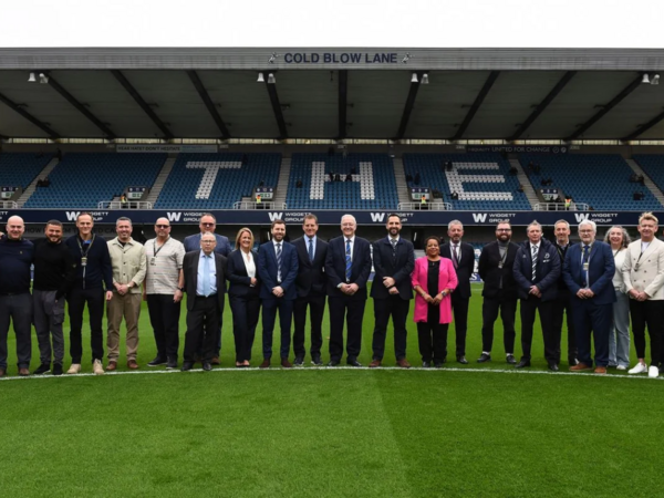 İngilis klubu stadionunu 999 il müddətinə icarəyə verdi