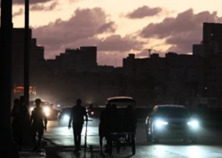 Bu ölkə yenə qaranlığa qərq oldu - <span class="color_red">FOTO</span>