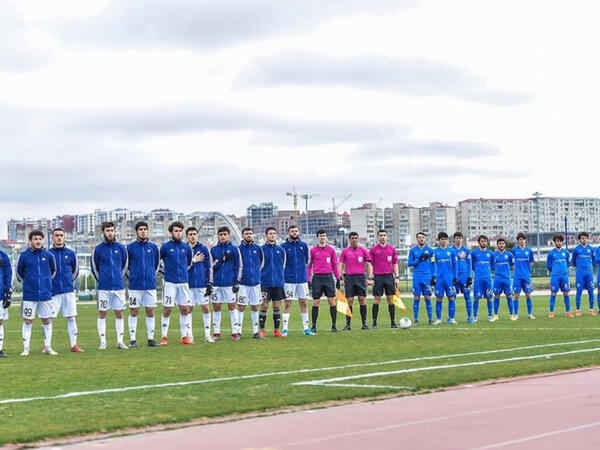 “Qarabağ”ın oyununda QALMAQAL: Maksim Medvedev komandanı meydandan çıxardı