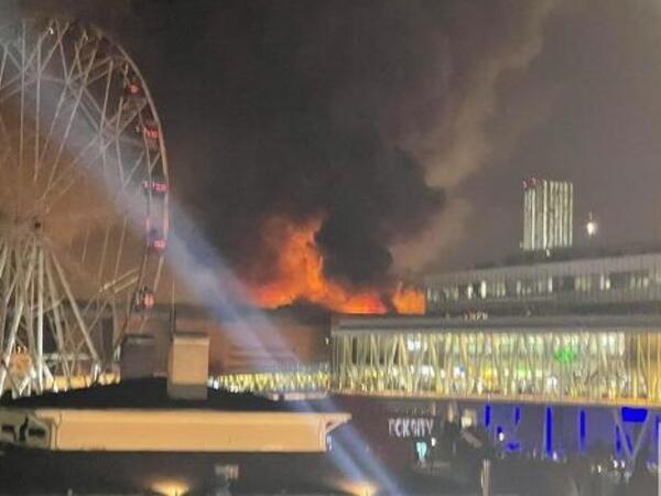 Moskvanın mərkəzində güclü yanğın: Ölənlər var