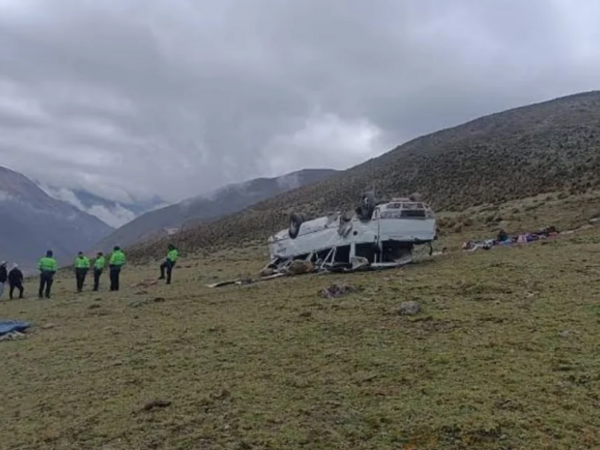 Turistləri daşıyan avtobus AŞDI: 9 ölü, xeyli yaralı var - <span class="color_red">FOTO</span>