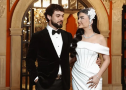 Yeni nişanlanmışdılar, AYRILDILAR