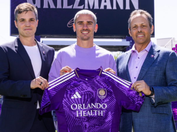 Qrizmann Nərimanın oynadığı liqada - <span class="color_red">FOTO</span>