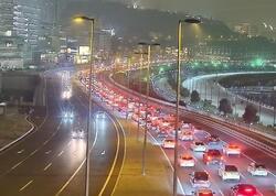 Bu yollarda tıxac var - <span class="color_red">SİYAHI</span>