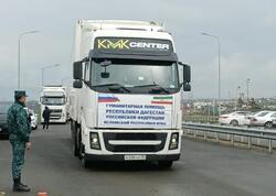 İrana göndərilən yardım maşınları sərhədə çatdı