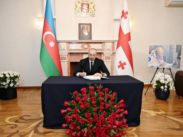 Prezident İlham Əliyev Gürcüstanın Azərbaycandakı səfirliyində olub, başsağlığı verib - FOTO