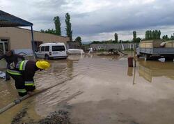 Su basmış ərazilərdən 42 nəfər təxliyə edildi