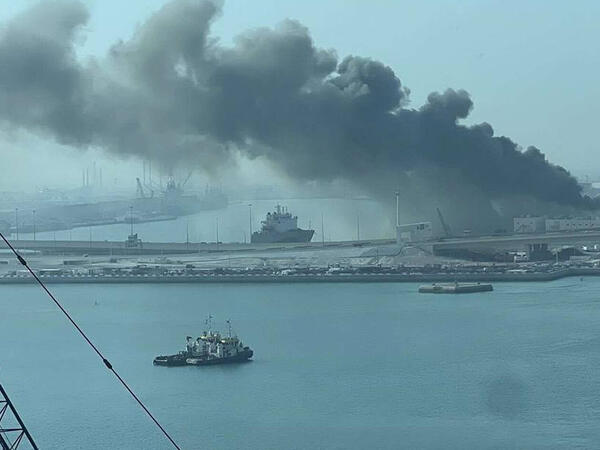 İran BƏƏ-nin ən böyük sənaye mərkəzini vurdu