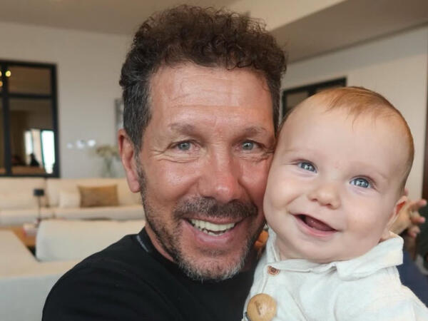 Simeone nəvəsi ilə - <span class="color_red">FOTO</span>