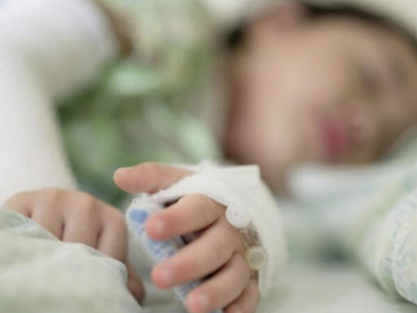 Bakıda 2 yaşlı uşaq naməlum səbəbdən ÖLDÜ