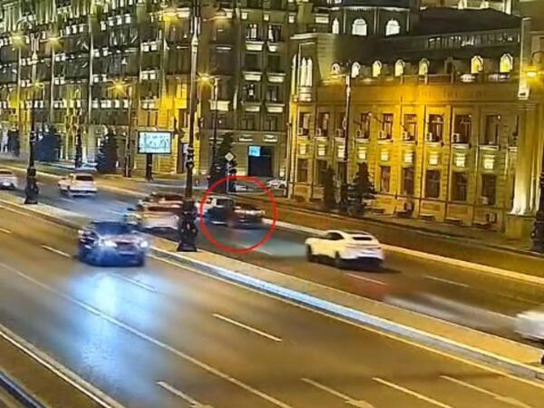 Heydər Əliyev prospektində qəza - <span class="color_red">ANBAAN VİDEO</span>