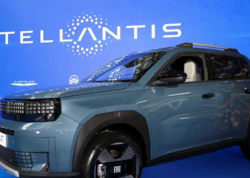 700 min avtomobil geri çağırılır - Yanğın riski var