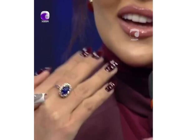 Məşhur xanəndənin anasının bağışladığı üzük MÜZAKİRƏ YARATDI - <span class="color_red">VİDEO</span>