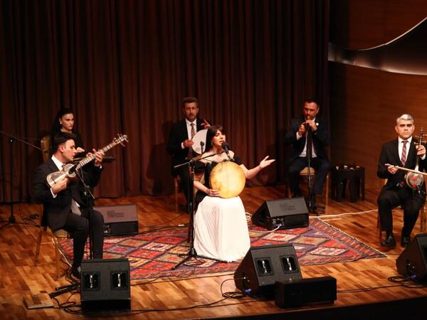 Muğam Televiziya Müsabiqəsinin qalibləri konsert ilə çıxış edib - <span class="color_red">FOTO</span>