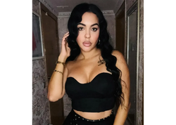 Ronaldonun Corcinasının oxşarı peyda oldu – Bir almanın iki yarısı... - <span class="color_red">FOTOlar</span>