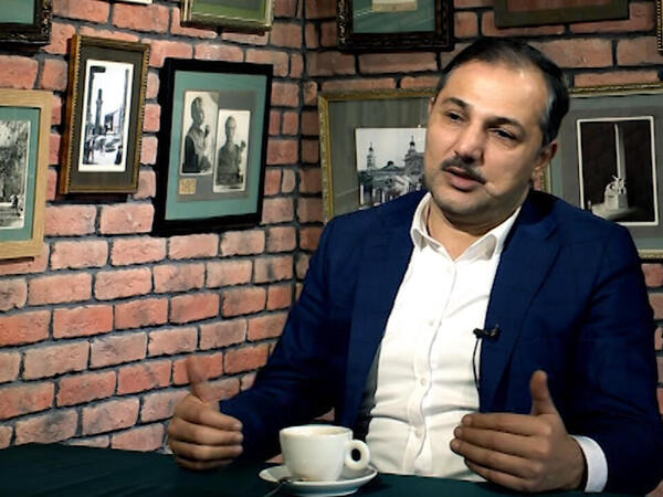 Üzündəki çapığa görə arzusu ürəyində qaldı