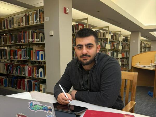 Amerikada təhsil alan azərbaycanlı gəncin uğuru: Pasiyent və həkimi birləşdirən “Care” platforması