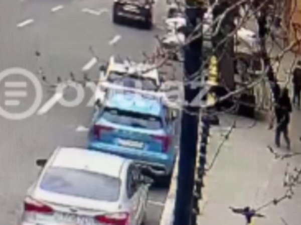 Nizami Kino Mərkəzində vandalizm aktının ANBAAN <span class="color_red">VİDEOsu</span>