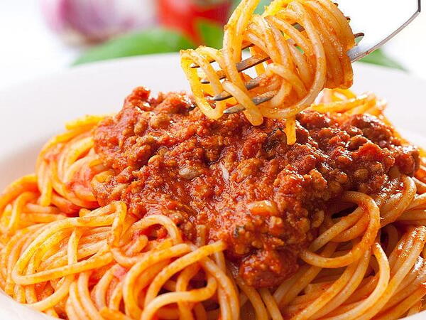 Qiyməli makaron sousu necə hazırlanır?