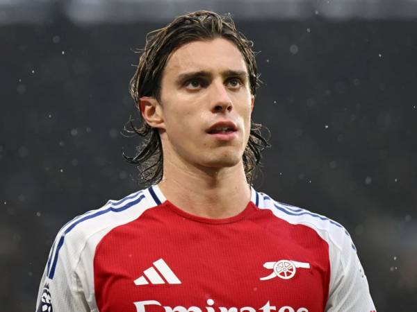 “Yuventus”dan “Arsenal”a transfer zərbəsi