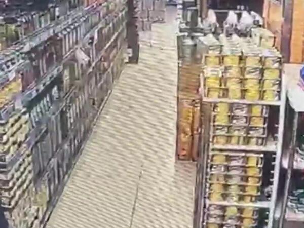 Türkiyədəki güclü zəlzələnin <span class="color_red">ANBAAN VİDEOsu</span>