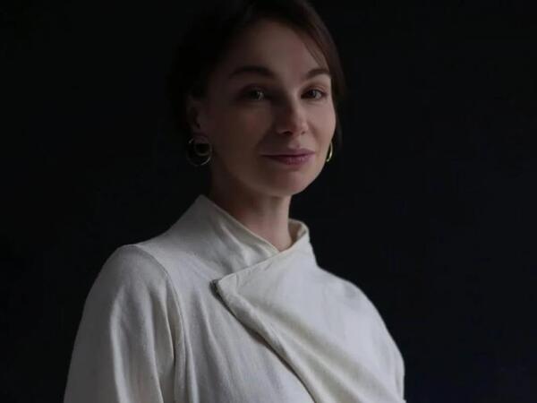 41 yaşlı müğənni ilk dəfə ana oldu - FOTO