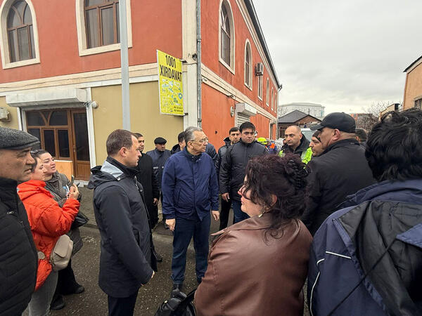 Eldar Əzizov su basan əraziyə getdi - <span class="color_red">FOTOlar</span>