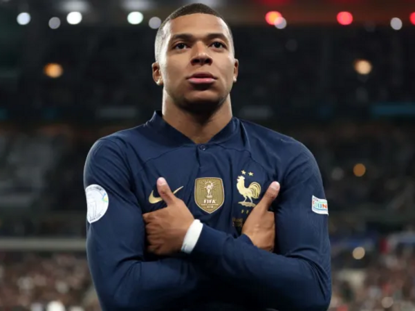 Mbappe Fransa millisindən AYRILIR? - "Qol vurmayanda mənə meymun deyənlər..."
