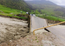 Siyəzəndə körpü uçdu