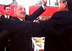 Yaşar Nuri və Rasim Balayevin unudulmaz rəqsi - <span class="color_red">VİDEO</span>