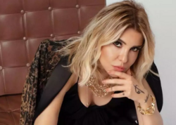 Gülben Ergen ifadə verəcək - Evinə polis gəldi - <span class="color_red">FOTO</span>