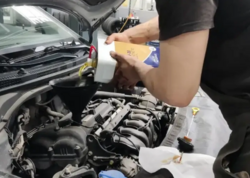 Avtomobil yağları kəskin bahalaşdı - SƏBƏB