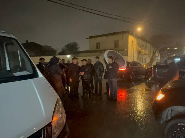 Eldar Əzizov və Zaur Mikayılov Keşlədə evin söküldüyü yerə baxış keçirdilər - <span class="color_red">FOTO</span>