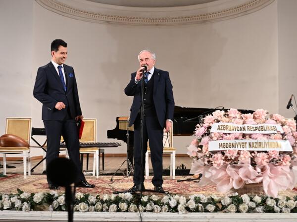 Seyran Səxavətin 80 illik yubileyinə həsr olunmuş bədii-musiqili gecə keçirilmişdir - FOTO