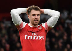 Futbolçu karyerasını bitirdi