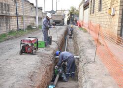 Elnarədən sonra bu məşhur müğənni də kəndinə SU ÇƏKDİRDİ - <span class="color_red">FOTO</span>