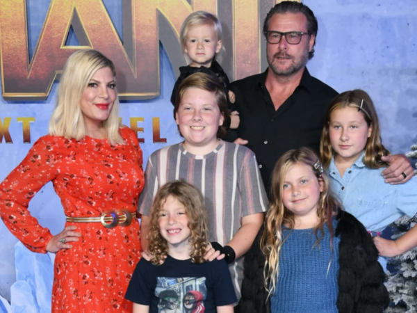 Aktrisa yeddi uşaqla ağır qəzaya düşdü