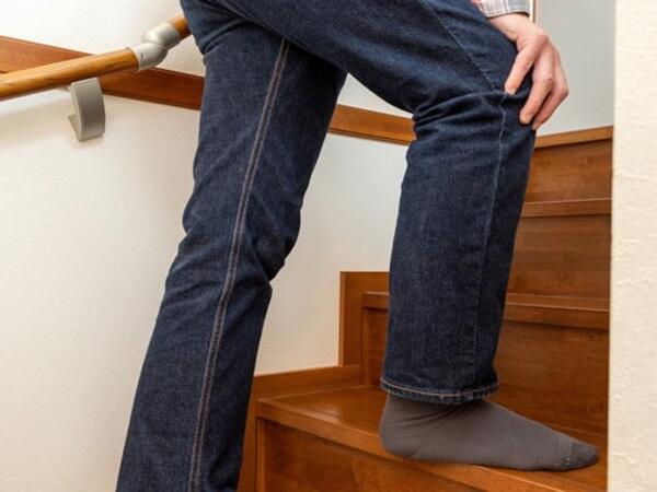 Sən demə, hamı pilləkən çıxarkən bu üsuldan istifadə etməli imiş