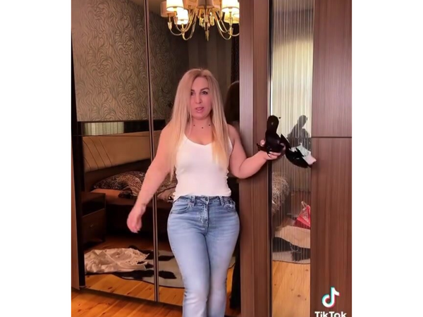 Daha bir məşhur bədənşəkilləndirmə əməliyyatı ETDİRDİ - <span class="color_red">VİDEO</span>